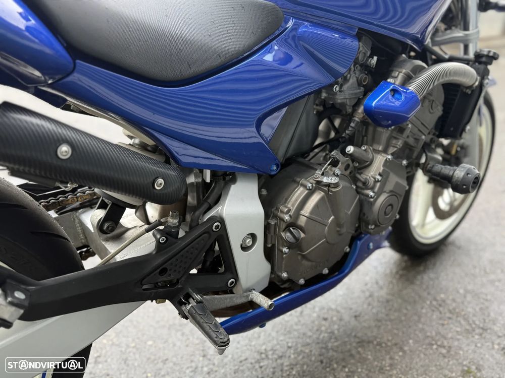 Honda Hornet 600 C/ EXTRAS - 11