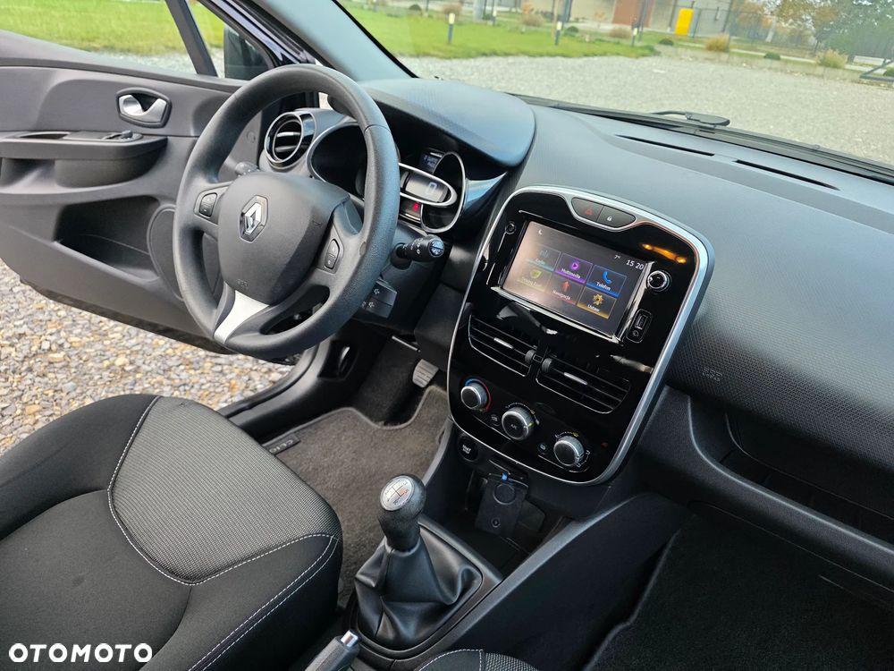 Renault Clio 1.2 16V 75 Authentique - 8