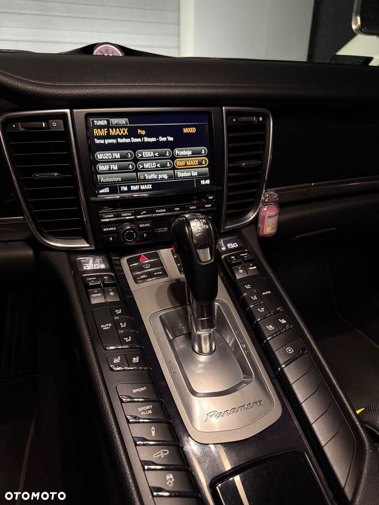 Porsche Panamera Edition - 7