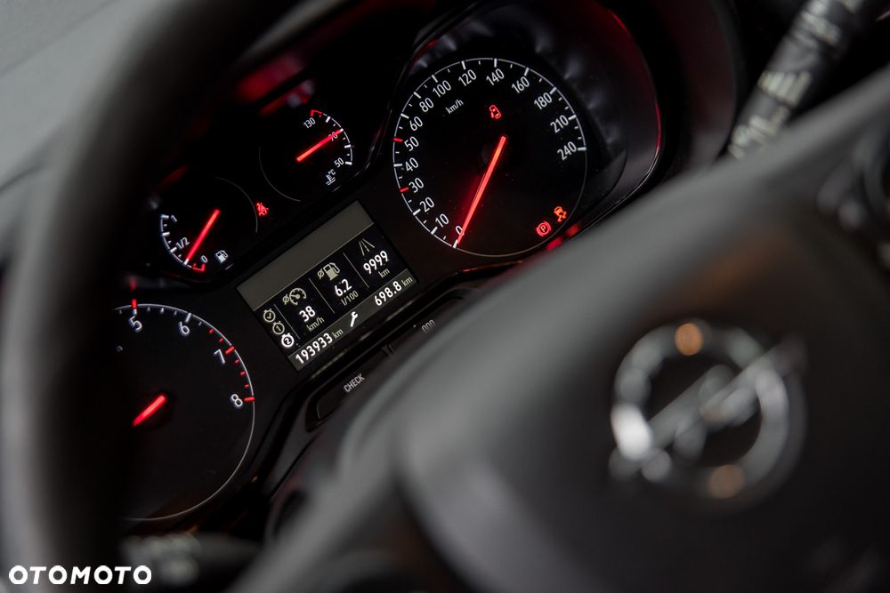 Opel Combo XL 1.5 D Start/Stop Innovation - 23