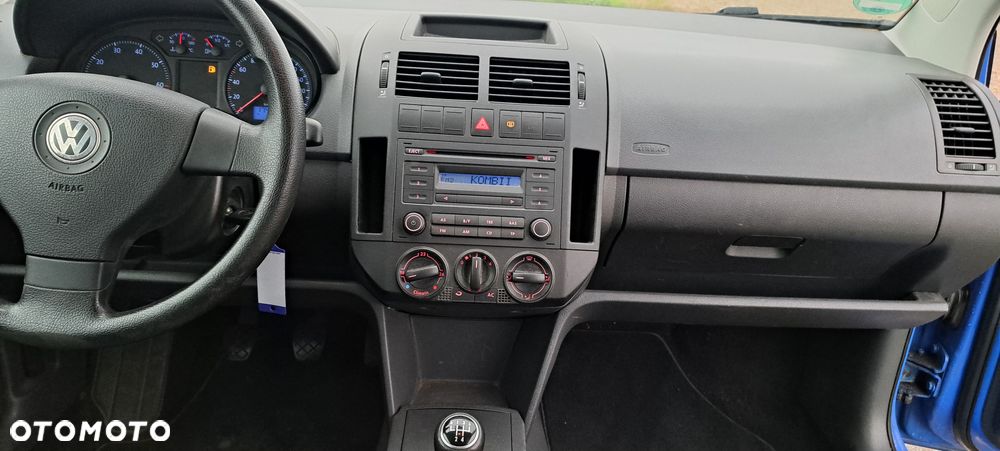 Volkswagen Polo 1.2 12V Comfortline - 12