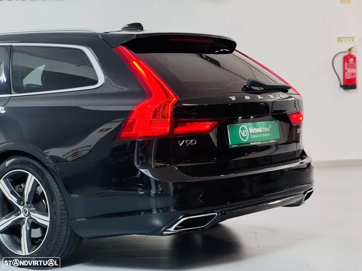 Volvo V90 2.0 D4 R-Design Geartronic - 10