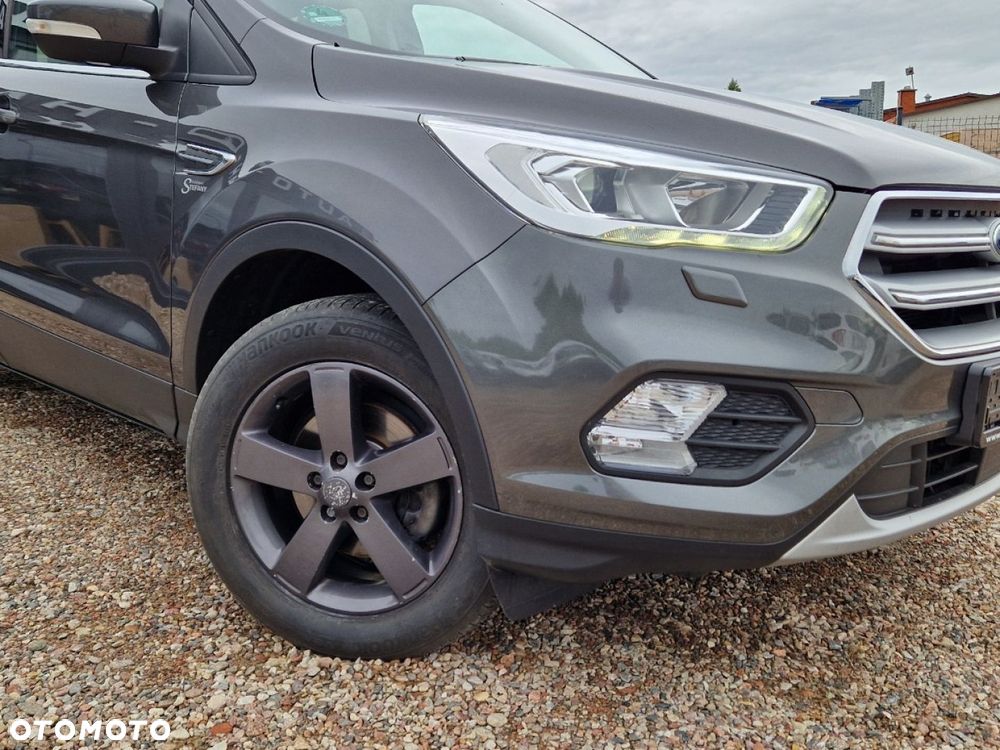 Ford Kuga - 28