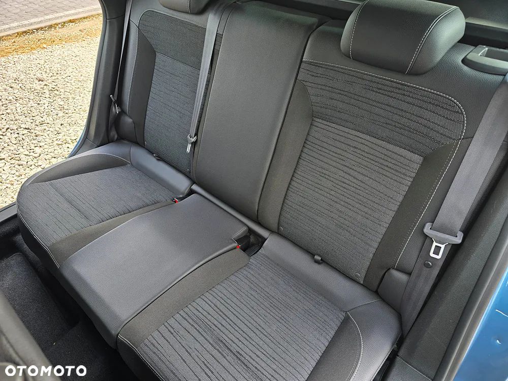 Opel Astra 1.4 Turbo Cosmo - 19