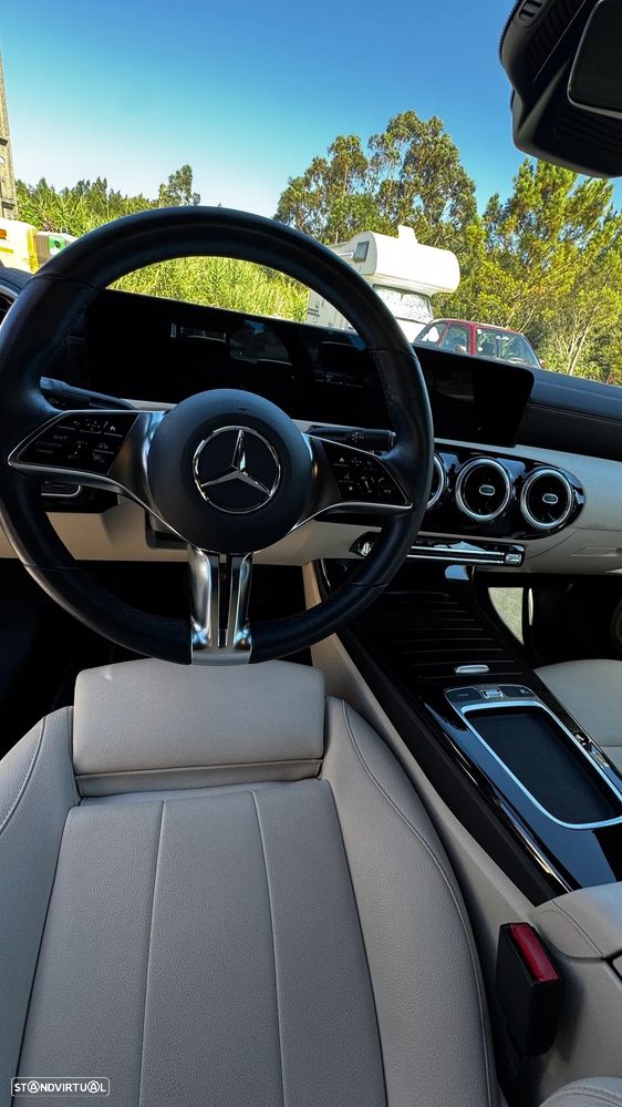 Mercedes-Benz CLA 250 e 8G-DCT - 16