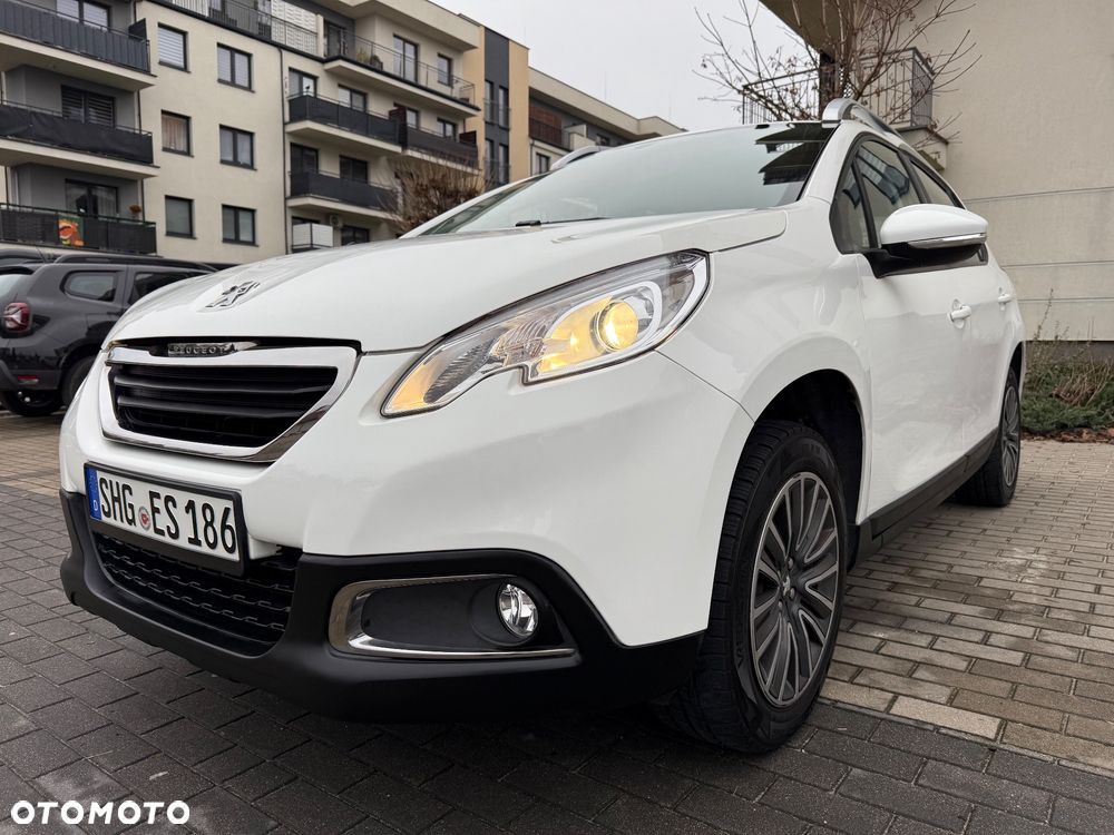 Peugeot 2008 PureTech 82 Allure - 2