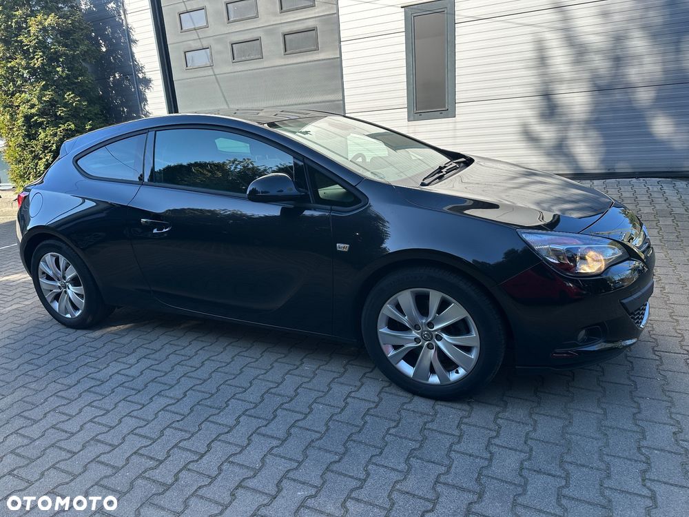 Opel Astra 1.4 Turbo - 11