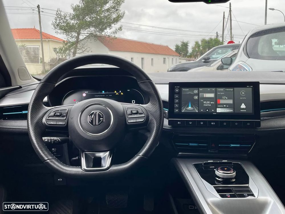 MG MG5 51 kWh Luxury - 2