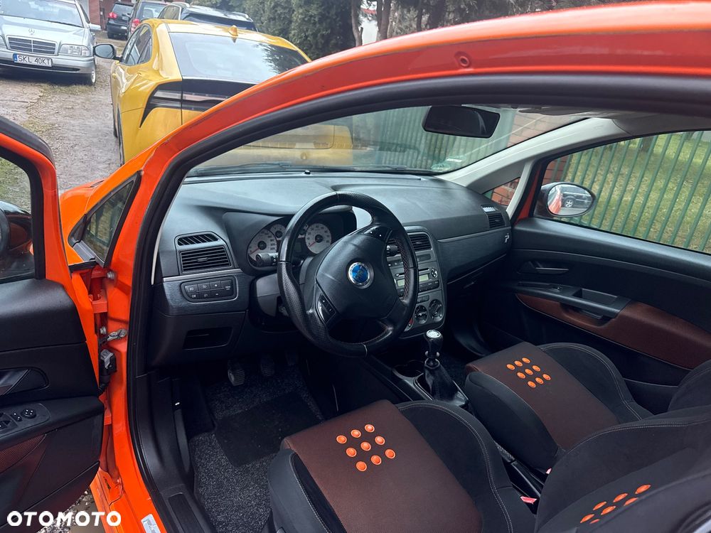 Fiat Grande Punto - 18