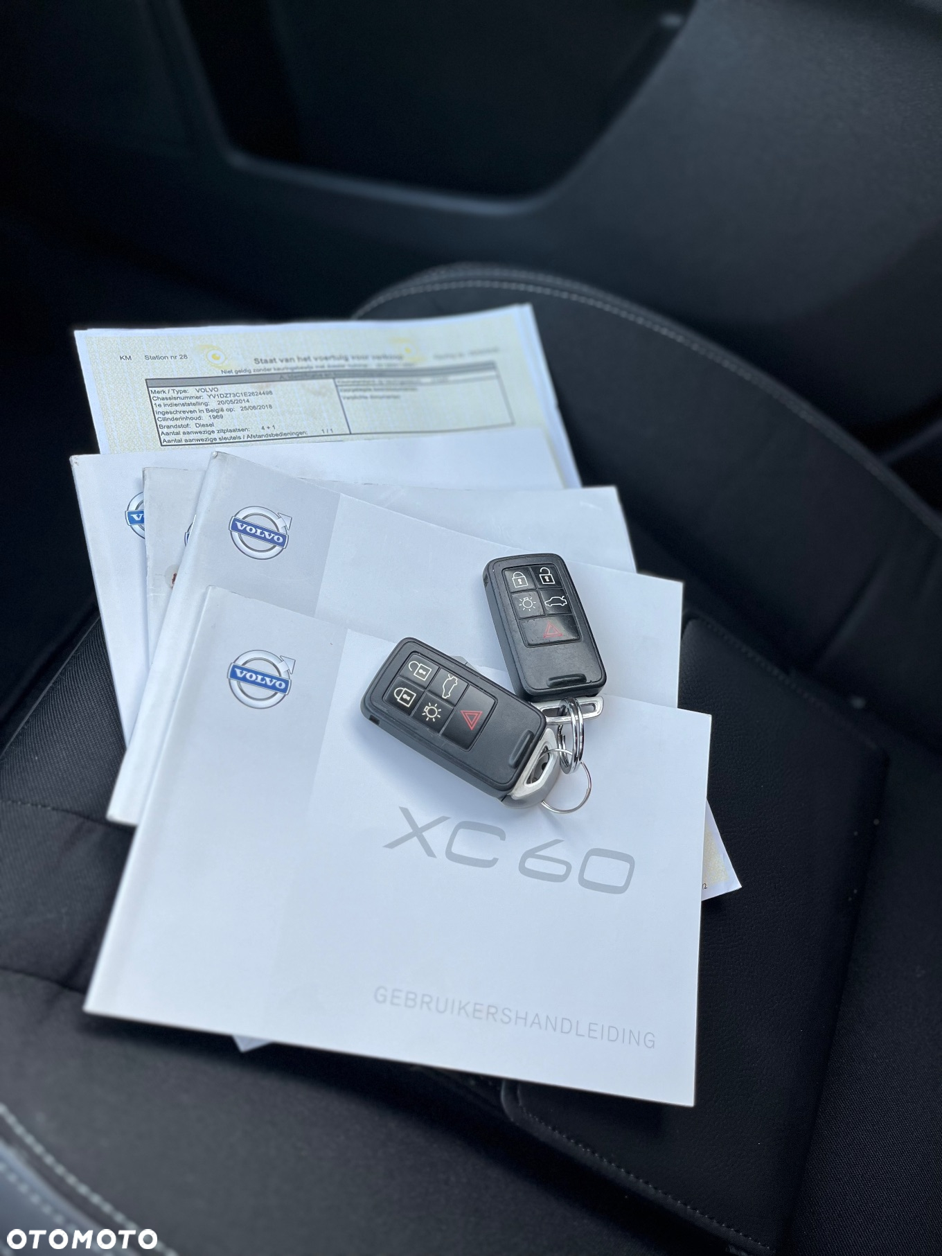 Volvo XC 60 D4 Momentum - 38