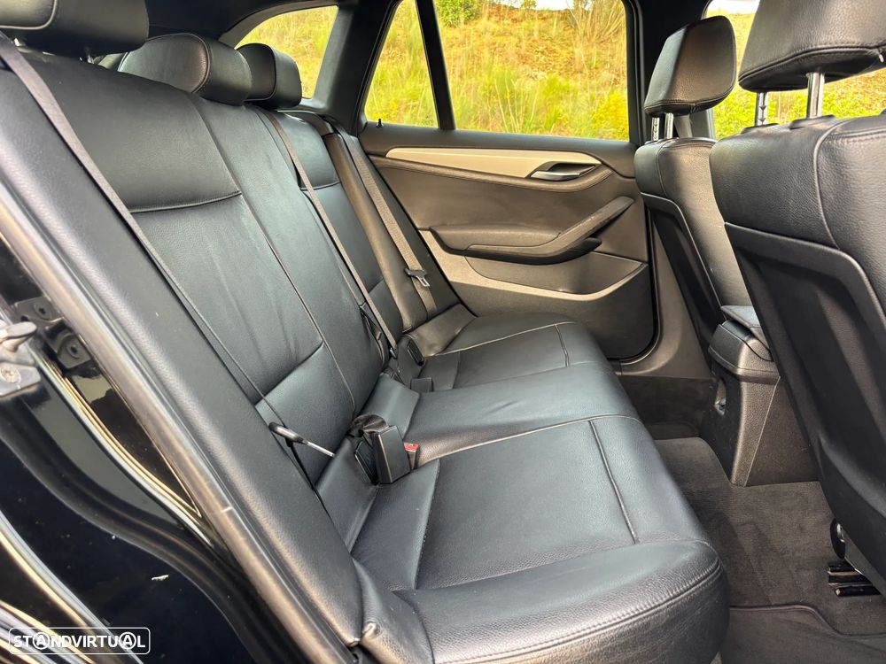 BMW X1 18 d sDrive - 26