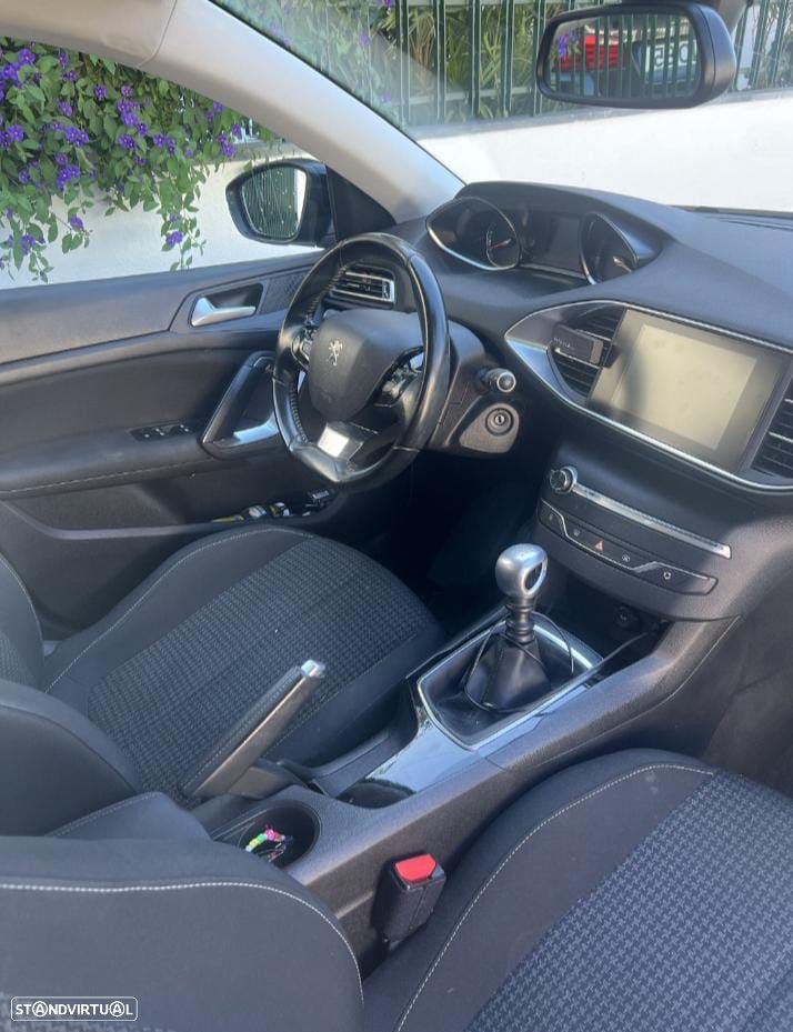 Peugeot 308 SW - 6