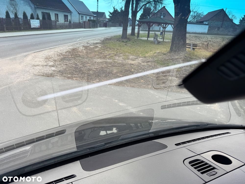 Mercedes-Benz Sprinter - 38