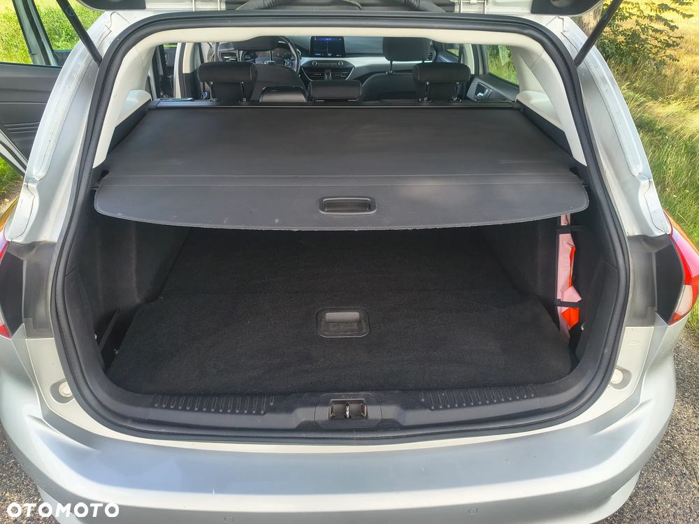 Ford Focus - 12