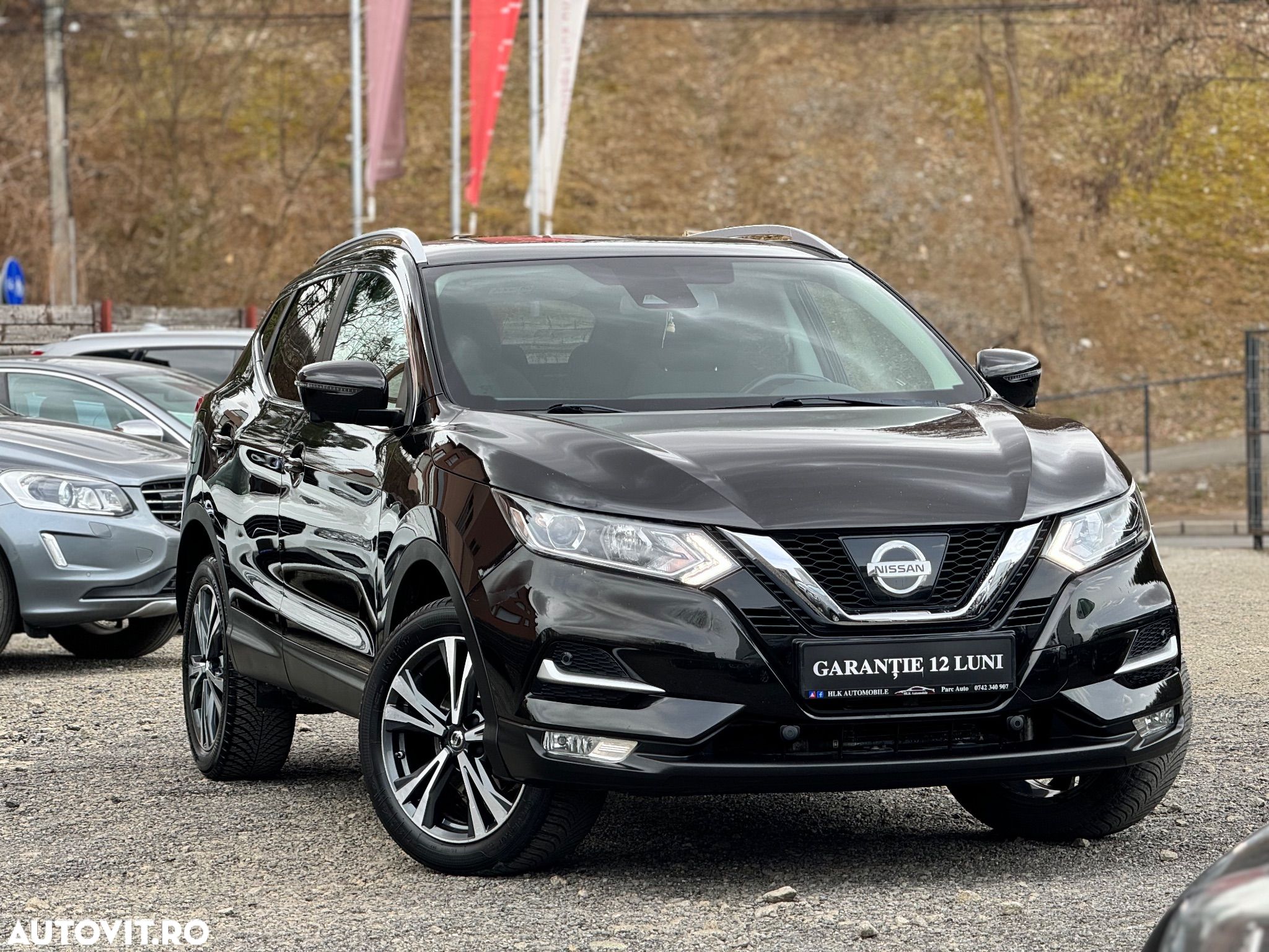 Nissan Qashqai 1.6 DCI Xtronic TEKNA - 1
