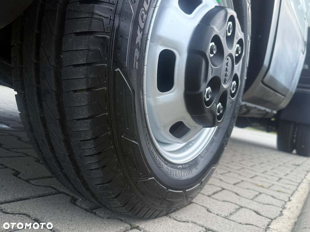 Iveco DAILY 35-180 3.0 HPI 180KM WYWROTKA 3-stronna RESOR+PODUSZKA! KLIMATYZACJA ! ZERO KOROZJI! - 25