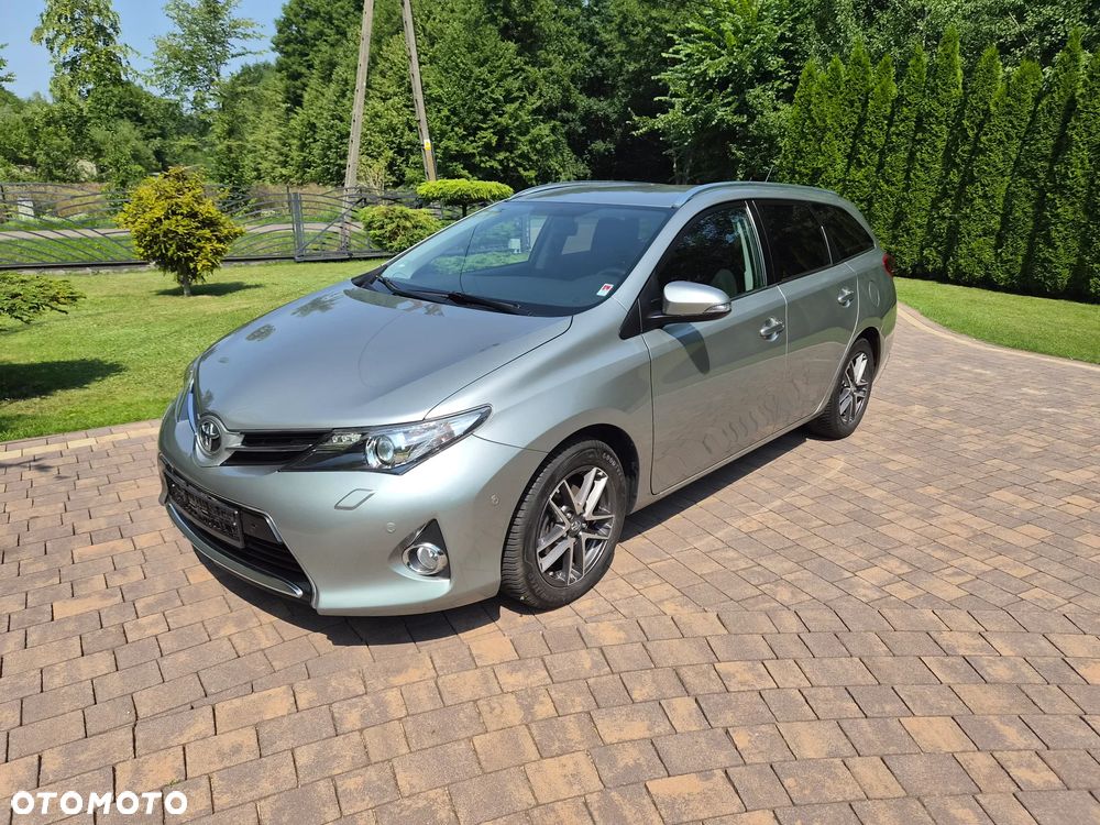 Toyota Auris 1.6 Valvematic Comfort - 4
