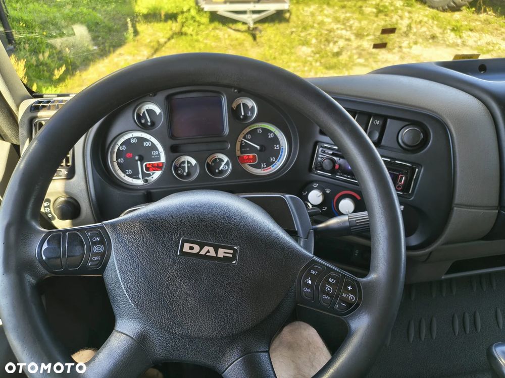DAF LF - 17