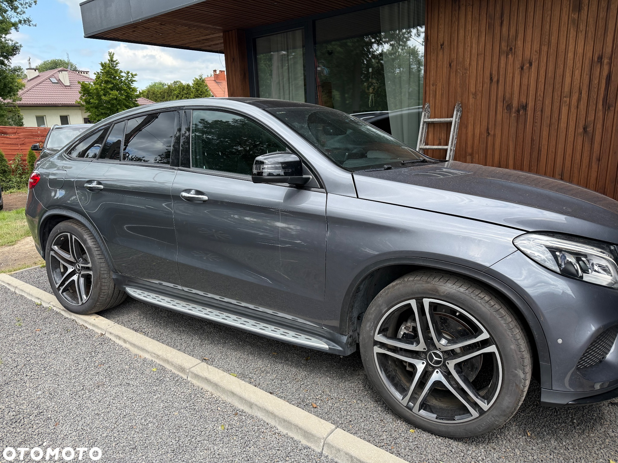 Mercedes-Benz GLE - 20