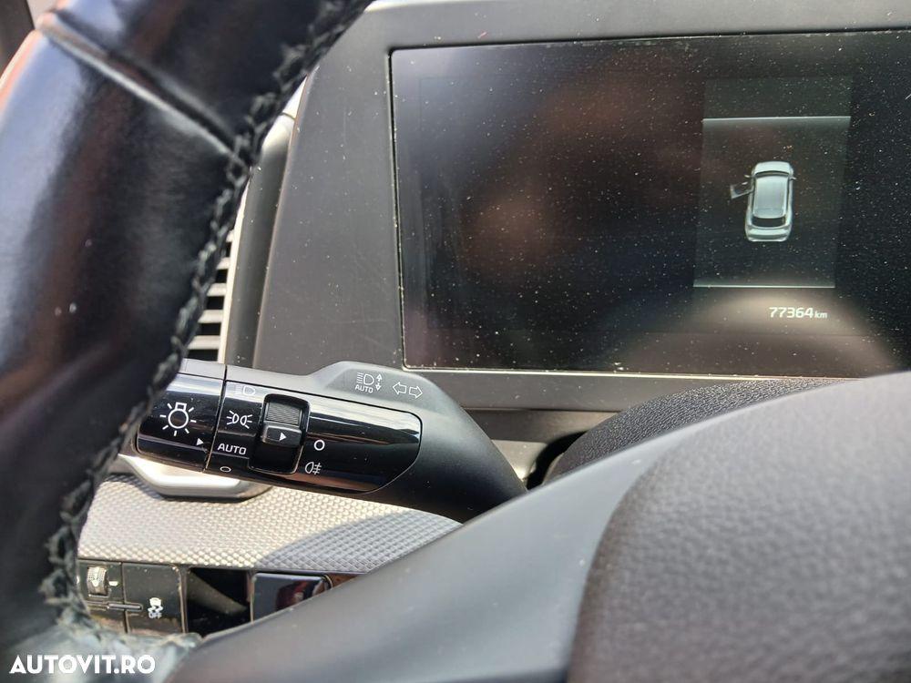 Kia Sportage 1.6 T-GDI HEV 6AT 4x2 Style - 13