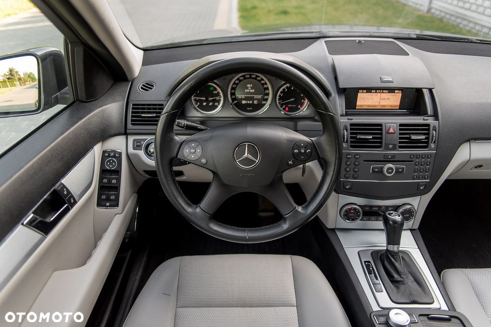 Mercedes-Benz Klasa C - 28