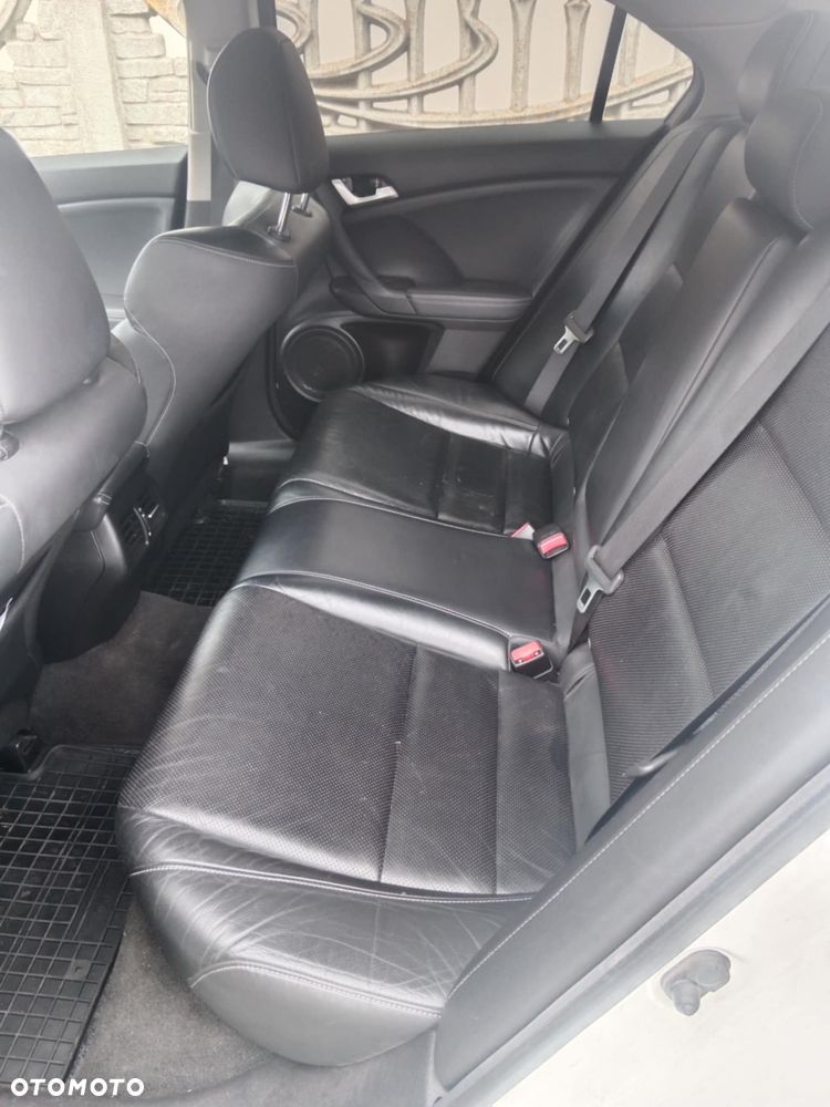 Honda Accord 2.0 Executive - 6