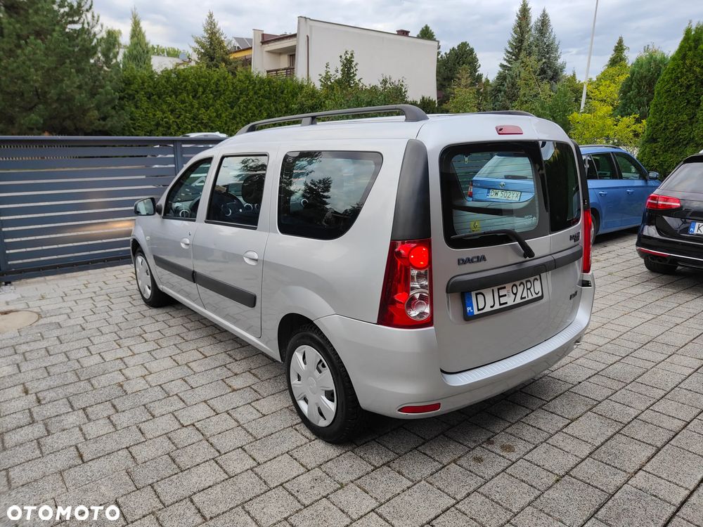 Dacia Logan 1.6 16V Laureate - 29