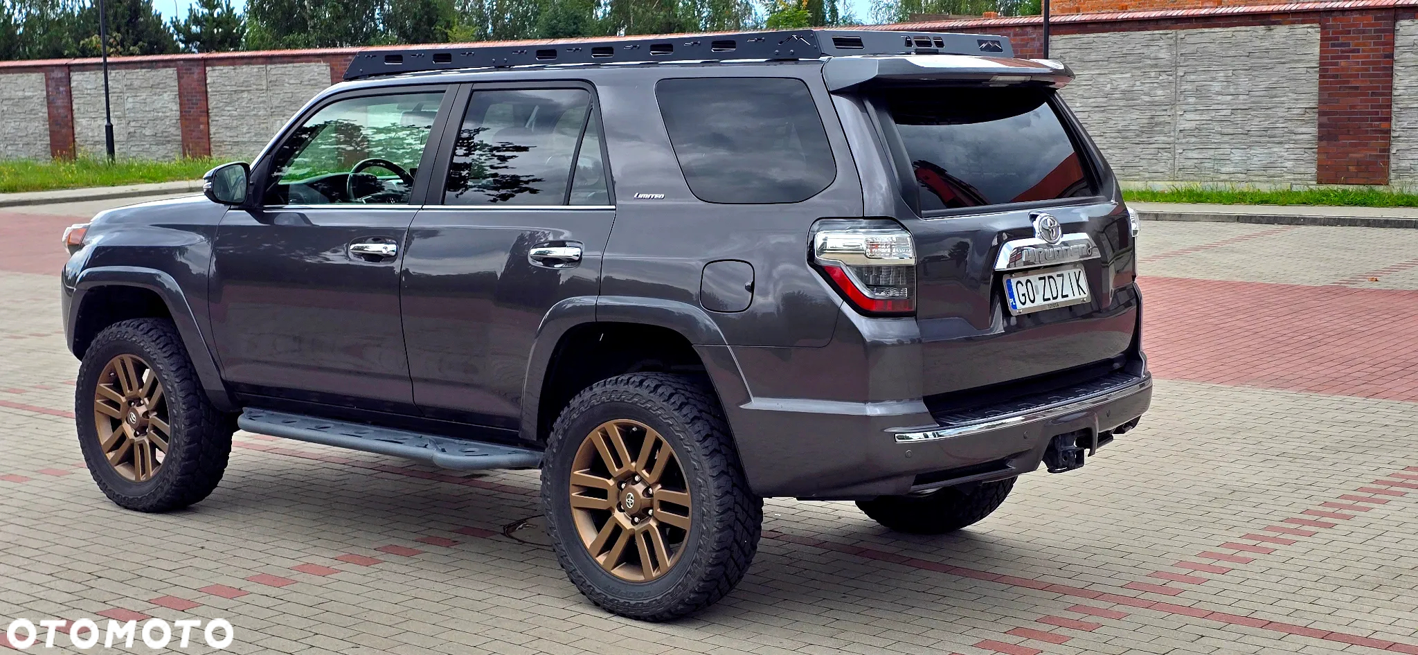 Toyota 4-Runner - 12