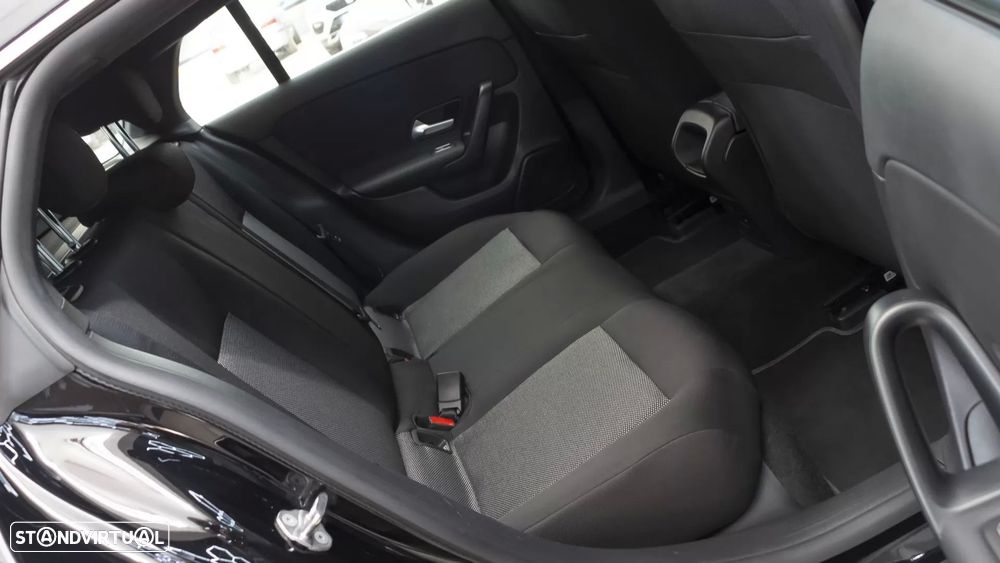 Mercedes-Benz CLA 180 d Shooting Brake Business Solutions.Grande Frota Aut. — fotografia 10