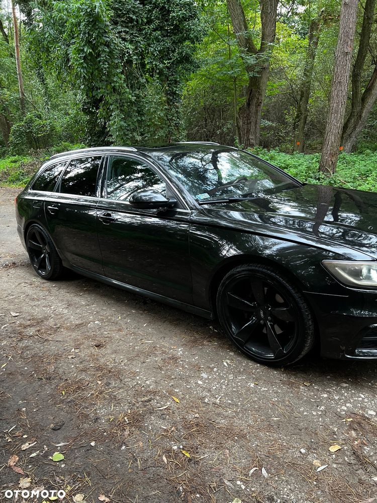 Audi A6 - 4