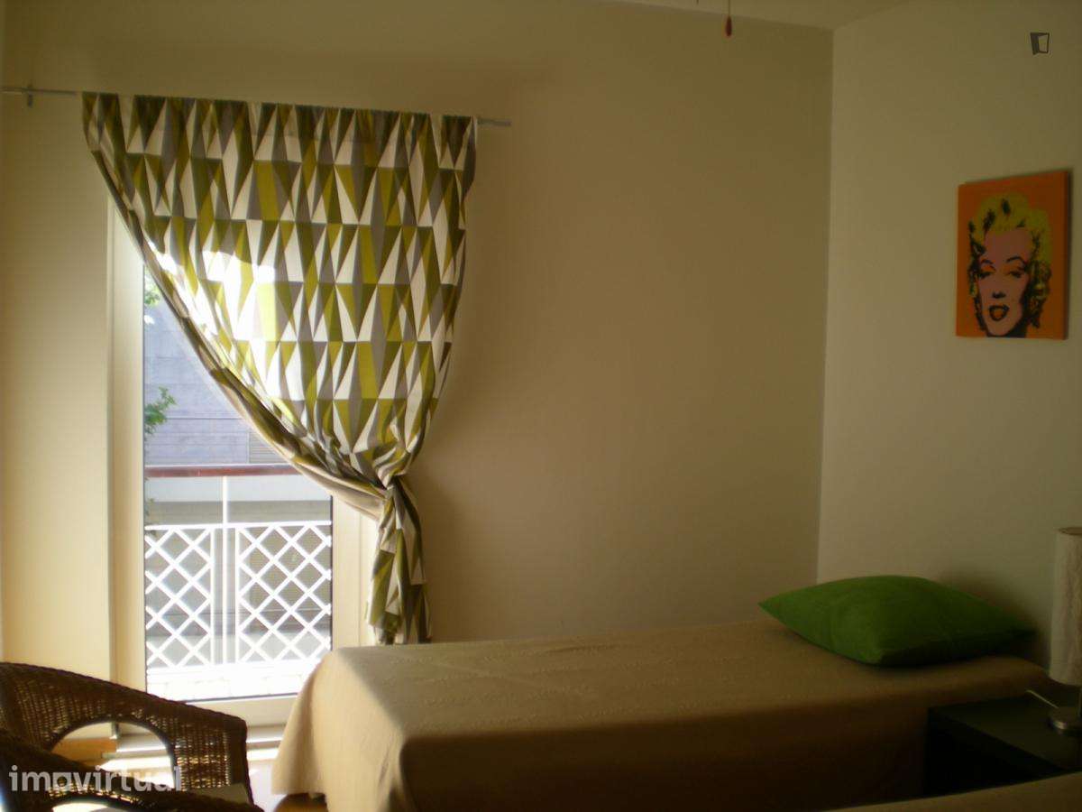 Apartamento com 2 quartos - localizado em Tavira - Grande imagem: 2/22