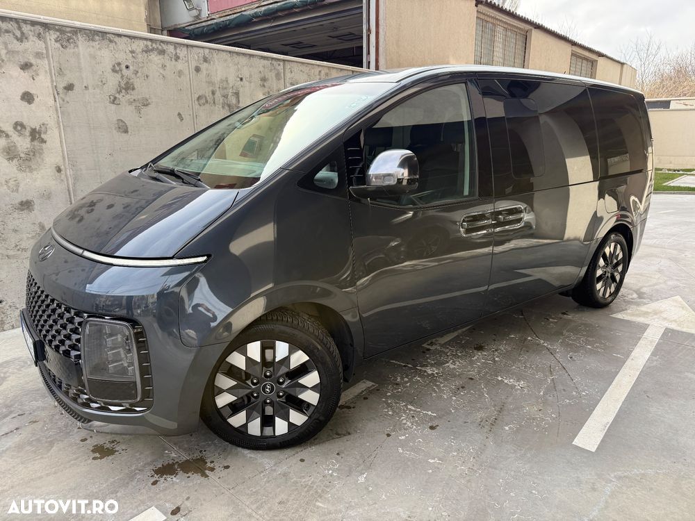 Hyundai Staria 2.2 CRDi Allrad Signature - 17