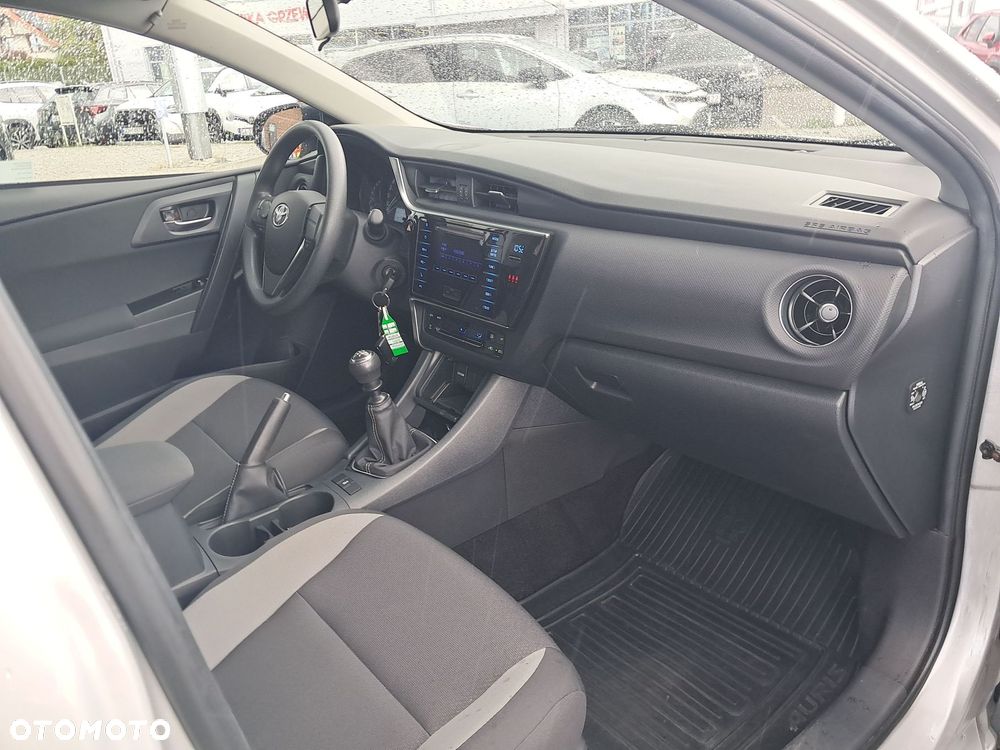 Toyota Auris 1.33 VVT-i Active - 29