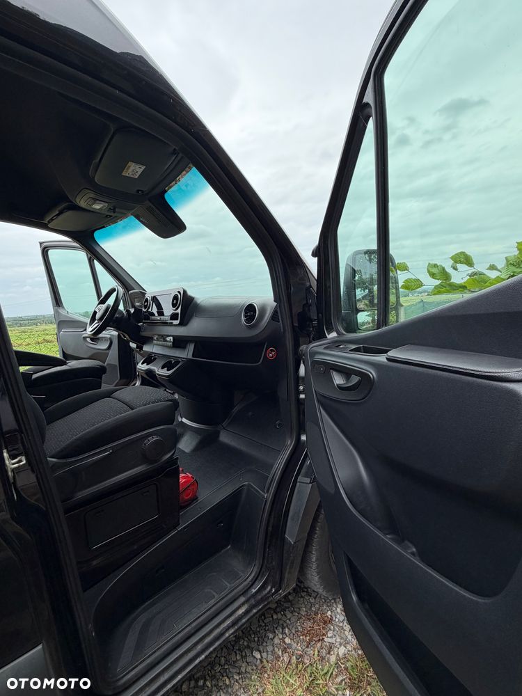 Mercedes-Benz SPRINTER - 4