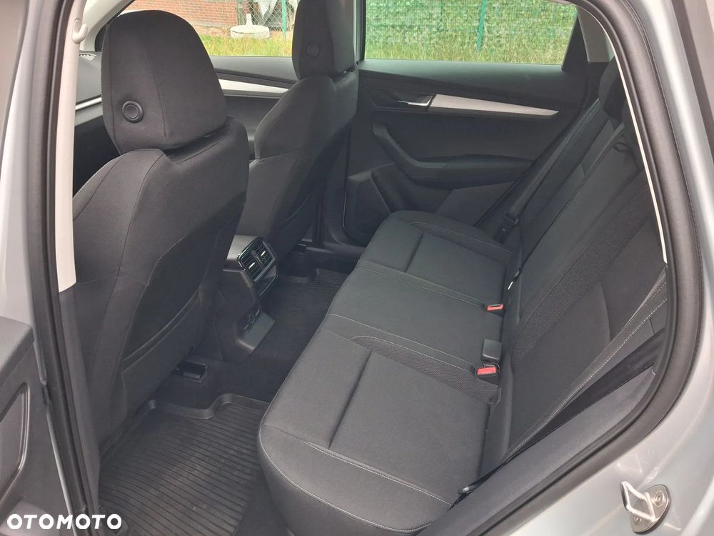 Skoda Karoq 1.5 TSI ACT Edition 130 - 12