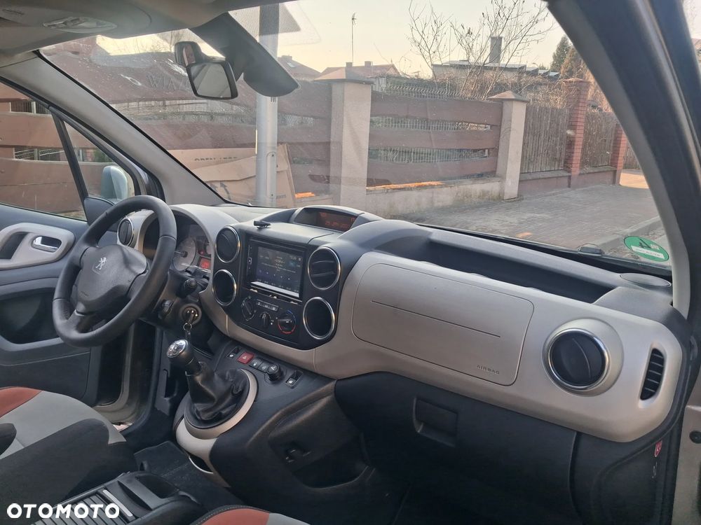 Peugeot Partner HDi FAP 115 Style - 14