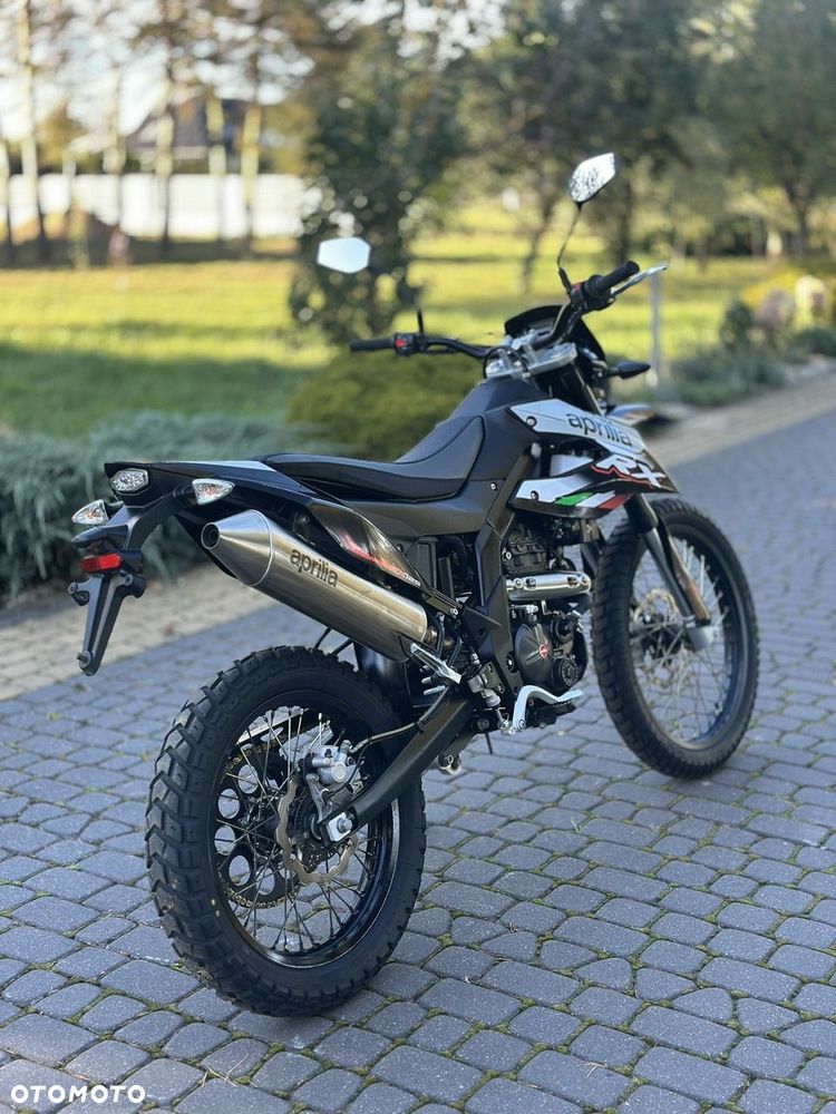Aprilia RX - 16