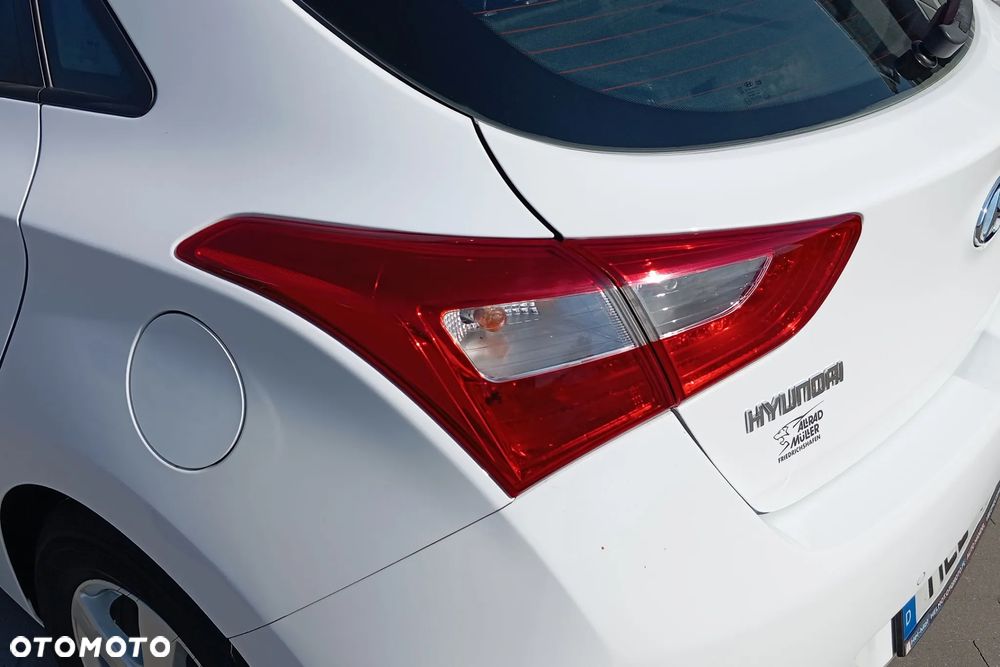 Hyundai i30 - 16