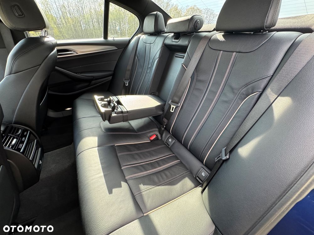 BMW Seria 5 520d xDrive Sport Line sport - 14