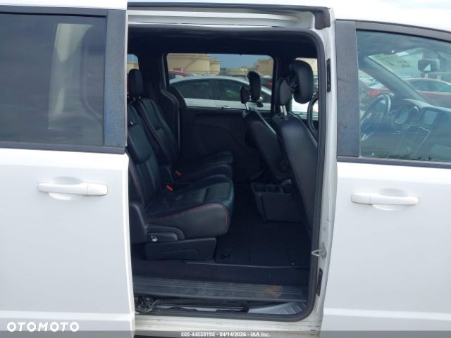 Dodge Grand Caravan 3.6 R/T - 6