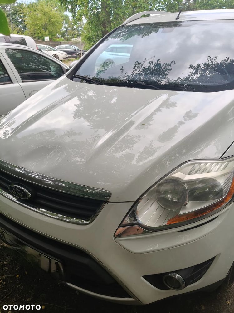 Ford Kuga - 2