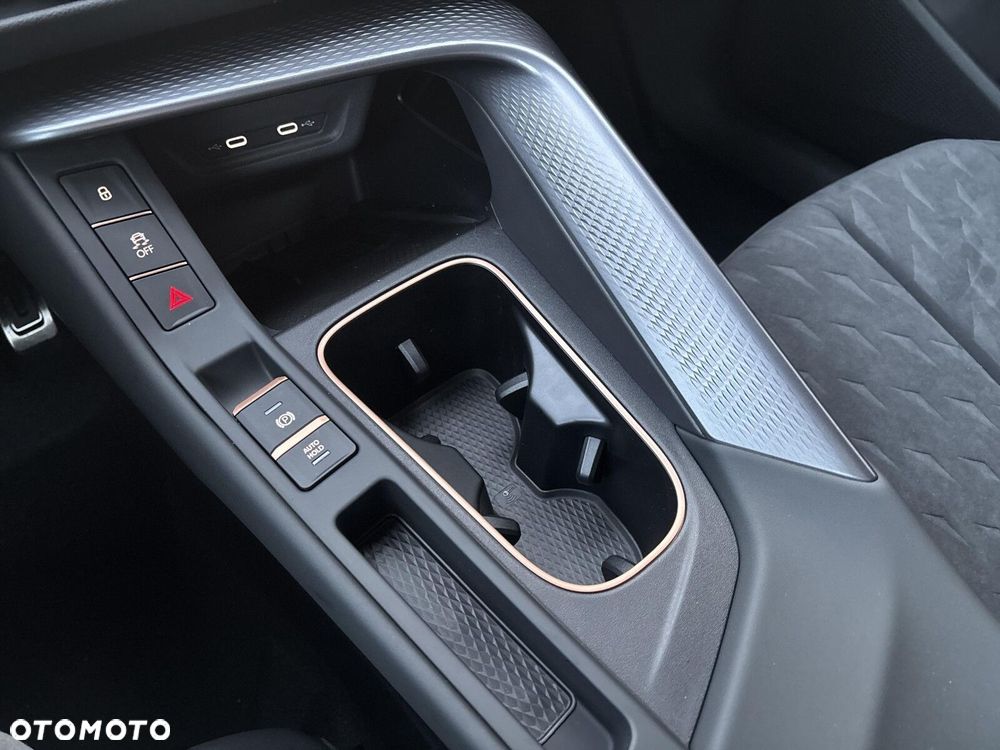 Cupra Terramar 1.5 eTSI DSG - 27