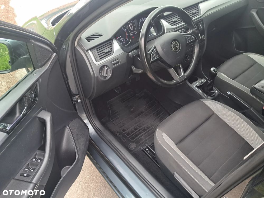 Skoda RAPID 1.0 TSI Ambition - 10