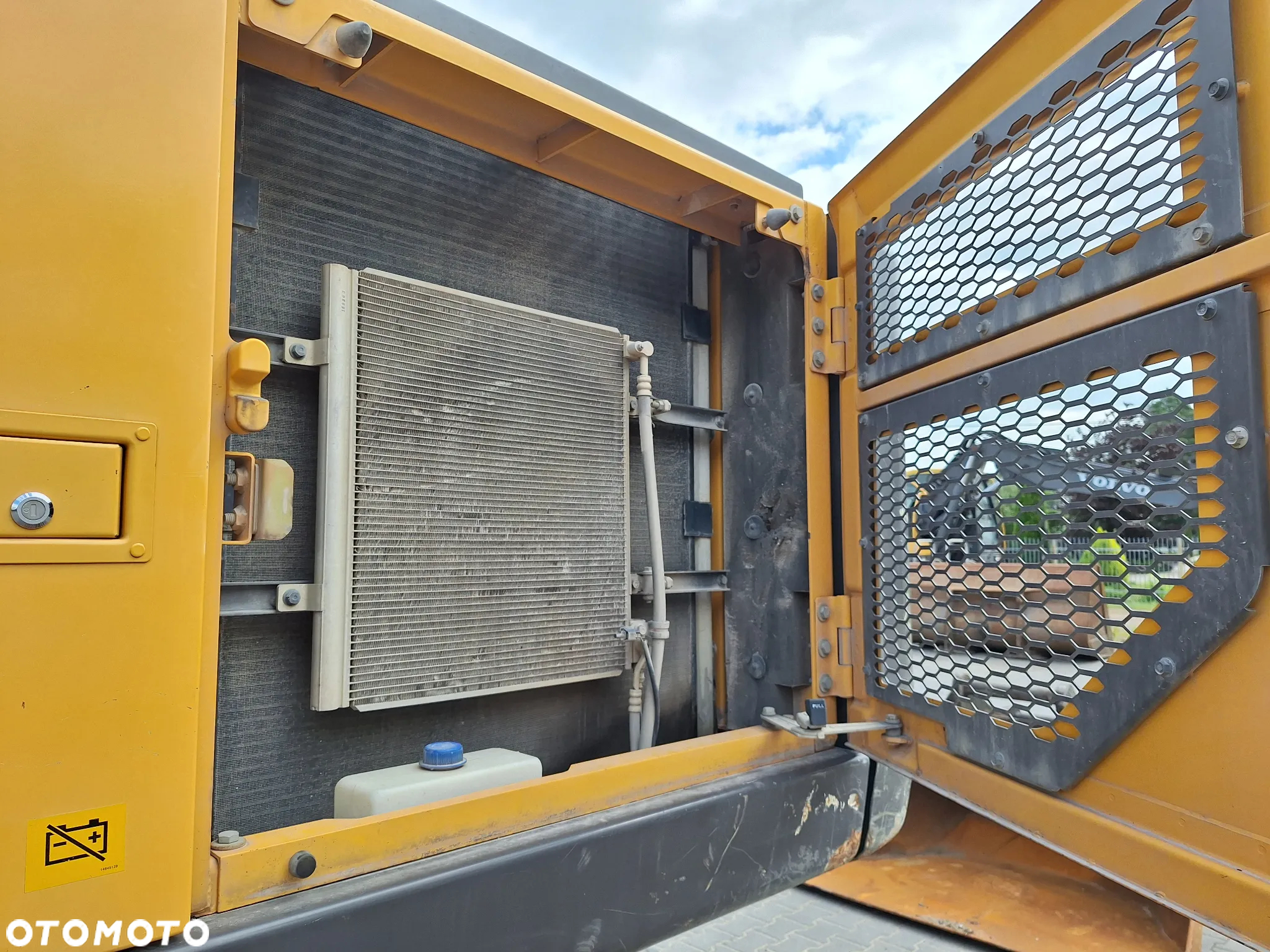 Volvo EC220EL - 12