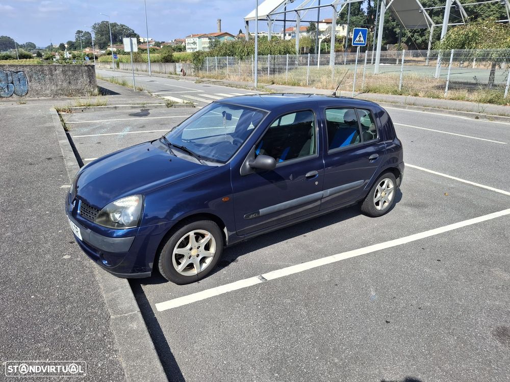 Renault Clio - 1