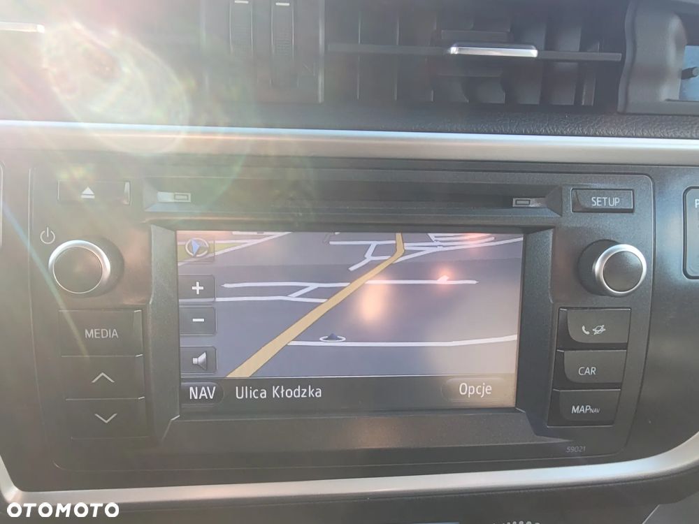 Toyota Auris - 29