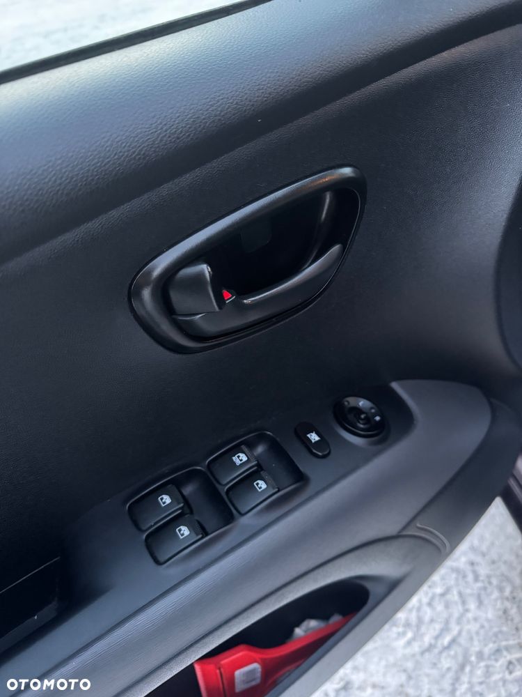 Hyundai i10 1.1 Classic - 12