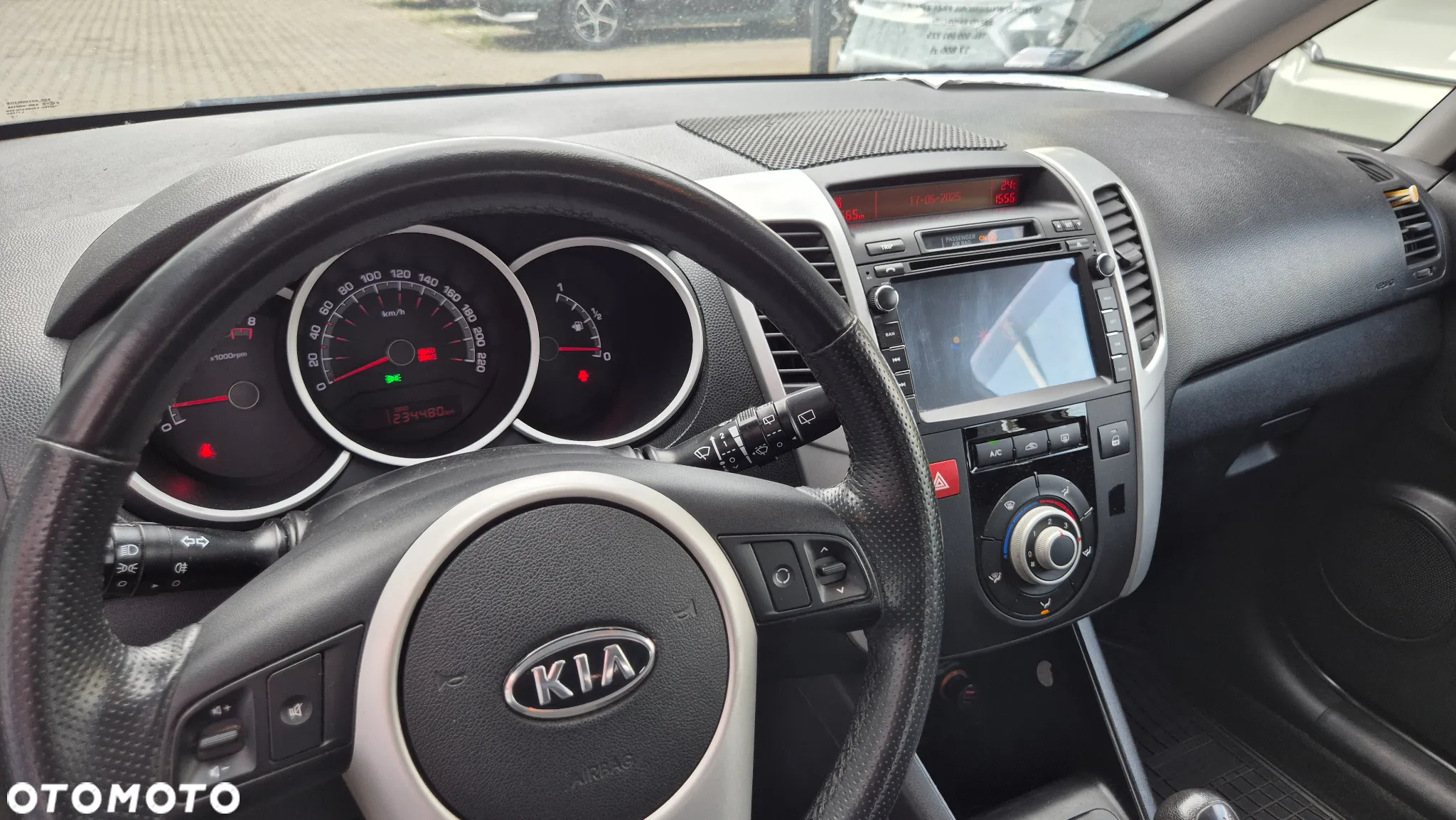 Kia Venga 1.4 M - 10