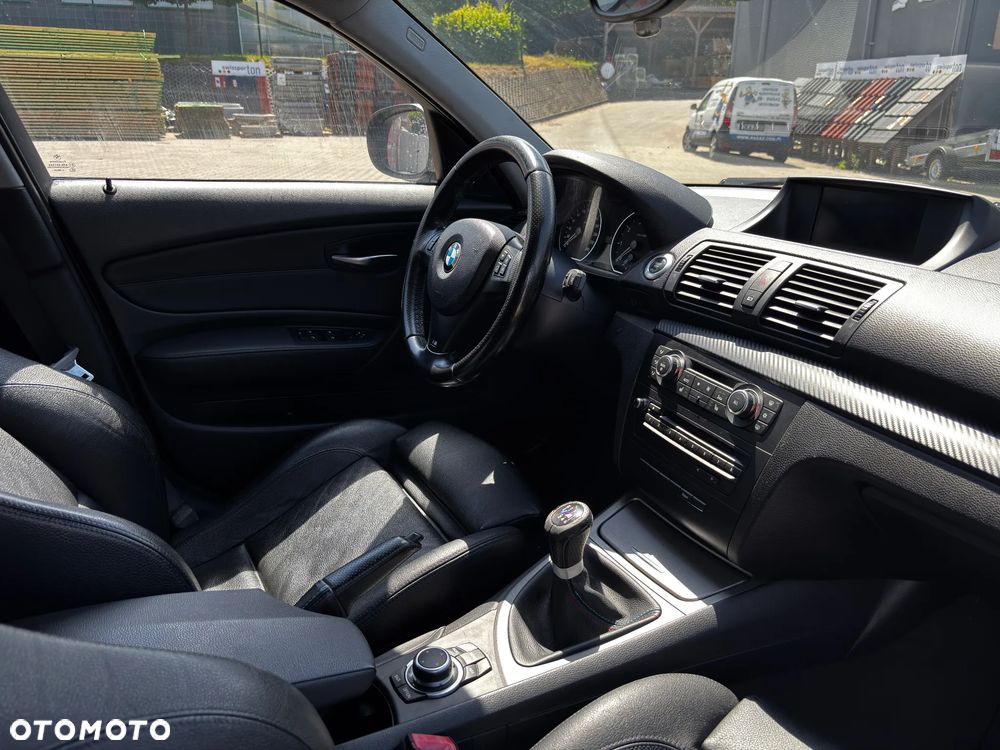 BMW Seria 1 116i - 10