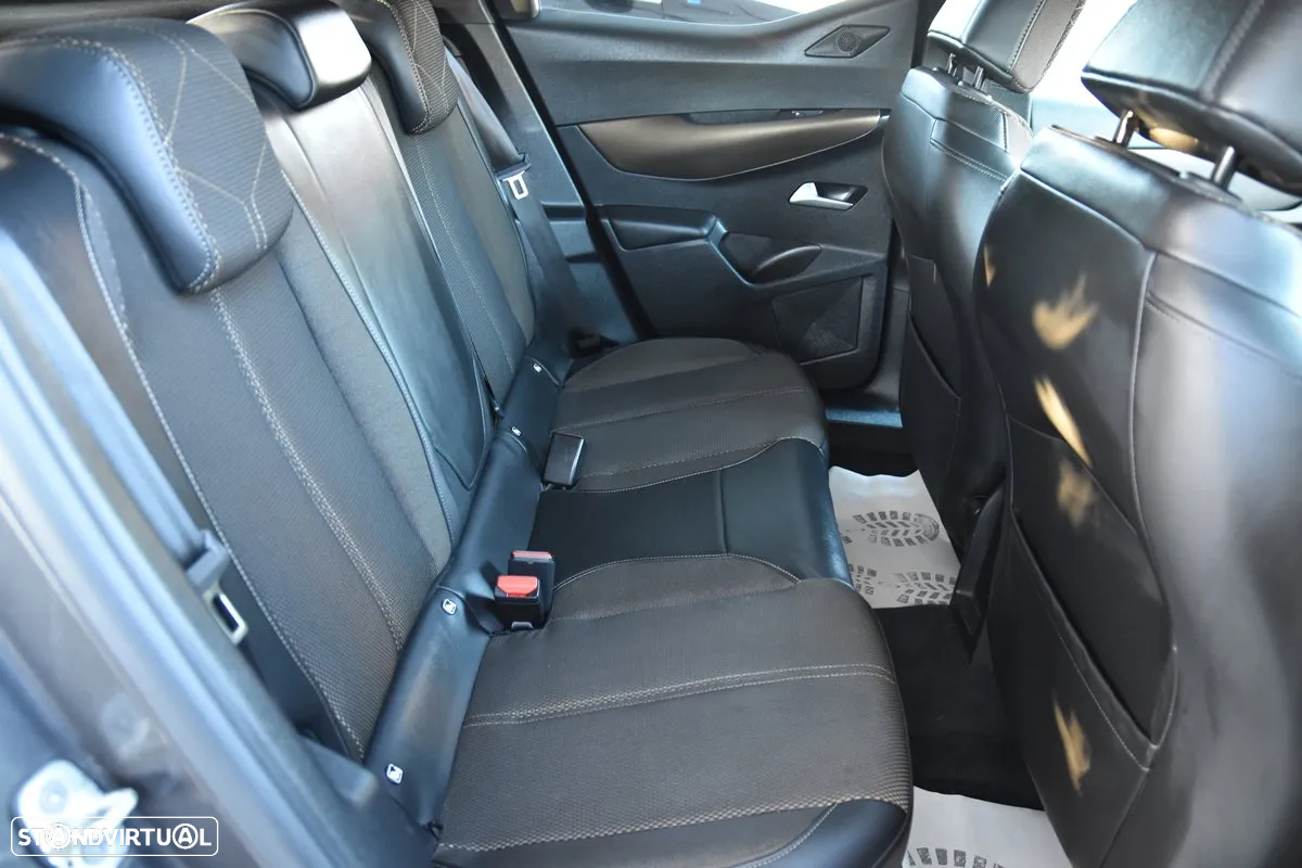 DS DS3 Crossback 1.2 PureTech So Chic EAT8 - 29